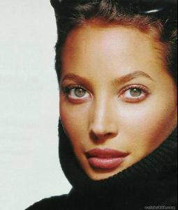 christy_turlington_photo_148.jpg