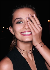 messika-ad-andreea-diaconu-16-17-4.jpg