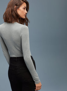 aritzia (105).jpg