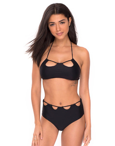 BOND-BIKINI-BLACK-3__36860_std.jpg