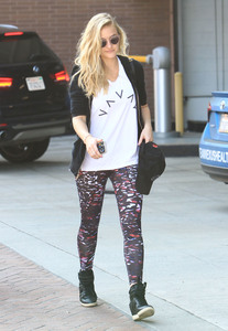 ajm  â 251016ZNimage5.jpg