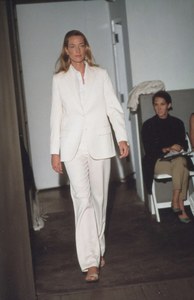 HELMUT-LANG-SPRING-2000-RTW-54.JPG