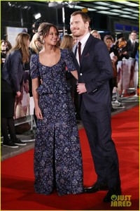 michael-fassbender-alicia-vikander-light-between-oceans-premiere-16.jpg