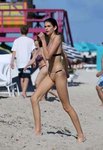 Kaia-Gerber-in-Bikini-2016--32.jpg