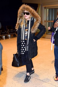 madonna231216BZNimage3.jpg