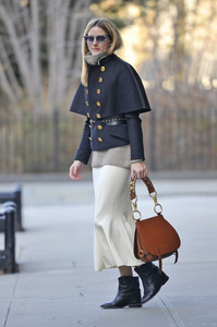 oliviap201216BZNimage4.jpg