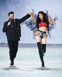 the-weeknd-adriana-lima-victoria-secret-fashion-show-runway-2016-billboard-1240.jpg