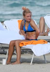  Zara Larsson 093.jpg