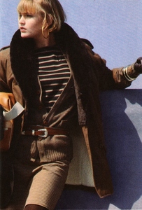 ELLE France 30th September 1985,Par Correspondance,Patrick Demarchelier 4.jpg