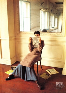 elle_uk_november_1993_39.jpg