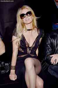paris_hilton_bacaksov_leggy_0013.jpg