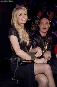 paris_hilton_bacaksov_leggy_0015.jpg