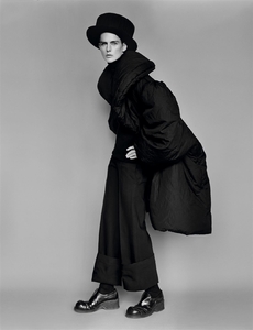 stella-tennant-by-alasdair-mclellan-for-032c-magazine-fall-winter-2014-2015-11.jpg