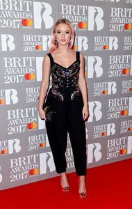 hqcelebcorner (10).jpg