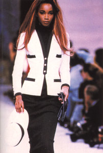 Beverly-Peele-Chanel-1992-01.thumb.jpg.d17c2d0ff04642061f2ad40ef1c803d1.jpg