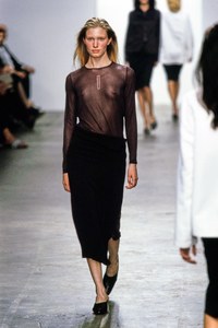 CALVIN-KLEIN-SPRING-1999-RTW-39-ERIKA-STROMQVIST-CN10041353.thumb.jpg.dd56fc41efb796b3a26f7c95bc20f6aa.jpg