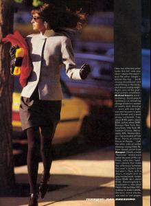 Lange_Vogue_US_September_1985_15.thumb.jpg.4f1077f6eddcb5a26906aca7c9ea9459.jpg