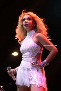 hadise_frikik_seksi_resimleri_0041.jpg
