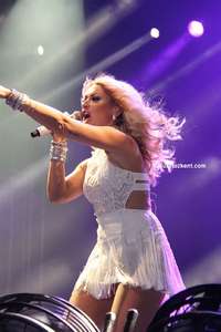 hadise_frikik_seksi_resimleri_0043.jpg