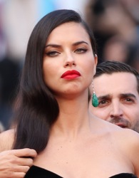 Adriana=GOAT's avatar