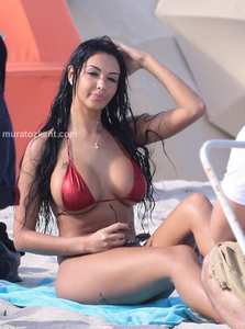 nabilla_benattia_hot_bikini_0025.jpg