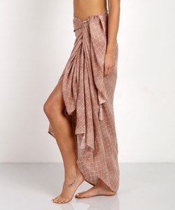 indah-printed-sarong-bronze-casablanca 3.jpg