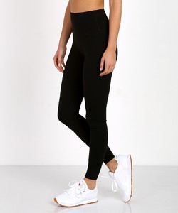 beyond-yoga-take-me-higher-legging-jet-black 3.jpg