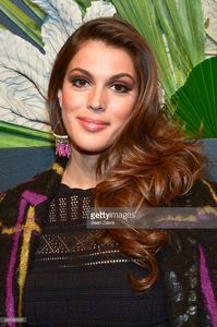 iris-mittenaere-attends-elle-e-and-img-host-new-york-fashion-week-picture-id641382820.jpg