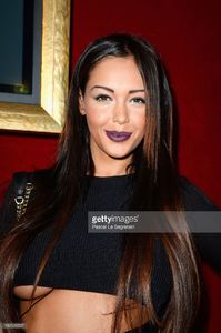 nabilla-benattia-attends-the-jean-paul-gaultier-show-as-part-of-the-picture-id182120597.jpg