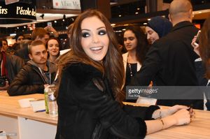 nabilla-benattia-attends-trop-vite-nabilla-benattia-book-signing-picture-id657838282.jpg