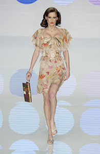 Valentino SS04 show2 CC 111.jpg