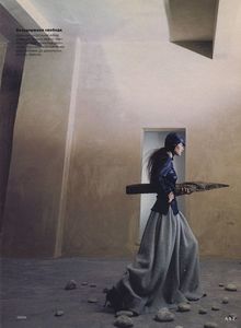vogue russia dec 1999 photo zanna 12.jpg