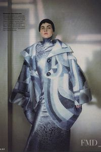 vogue russia dec 1999 photo zanna (9).jpg