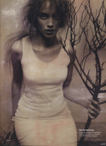 vogue russia dec 1999 photo zanna (2).jpg