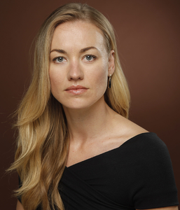 Yvonne Strahovski - 1 - Face.png