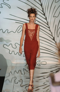 Valentino HC FW01 034.jpg