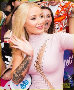 iggy-azalea-iheartradio-much-music-video-awards-06.jpg