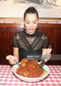 miss-universe-2017-iris-mittenaere-visit-buca-di-beppo-times-square-picture-id698477930.jpg