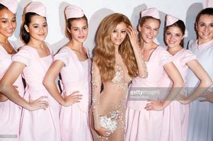zahia-dehar-poses-with-hostess-as-she-attends-the-zahia-dehars-store-picture-id172572255.jpg