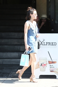 46544210_lucy-hale-seen-leaving-rachel-comey-s-store-in-la-7.jpg