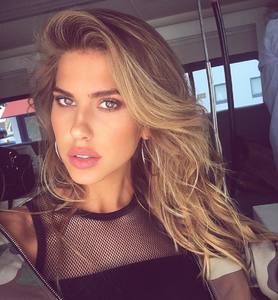 karajewelll - BPawXpmjSZK.jpg