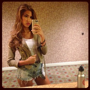 karajewelll - r7V_GUIAC7.jpg