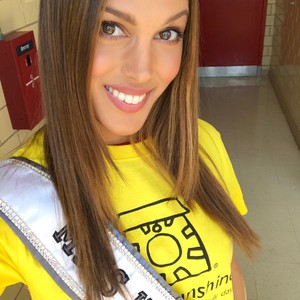 irismittenaeremf - BTHqfscD3tl_BTHoMNRDewL.jpg