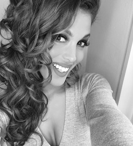 irismittenaeremf - BTZpKInDbU3.jpg