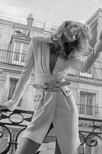 Annika-Krijt-by-An-Le-for-Vogue-Portugal-July-2017-3-760x1140.thumb.jpg.4e8af05e69516cee479959a68f4d1366.jpg