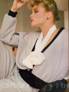 Comte_Vogue_US_March_1982_02.thumb.jpg.96a37d110a9880de1626d02a83d1ef2d.jpg