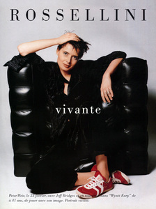 Isabella_Rossellini_1994_02_Glamour_Fr_Ph_Mario_Testino_002.thumb.jpg.bb843f226ff1bb7d634c9efa12a9b821.jpg