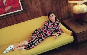 Lily-Collins-The-Edit-June-2017-Cover-Photoshoot05.thumb.jpg.ed66435ee0239c9fc7623d1b9c12beb9.jpg