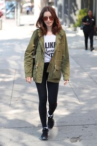 Lily_Collins__12_.jpg