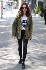 Lily_Collins__24_.jpg